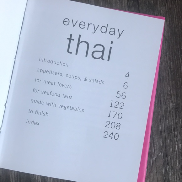 Asian Cookbooks!! Curries and Everyday Thai Recipe Books! - Picture 3 of 9